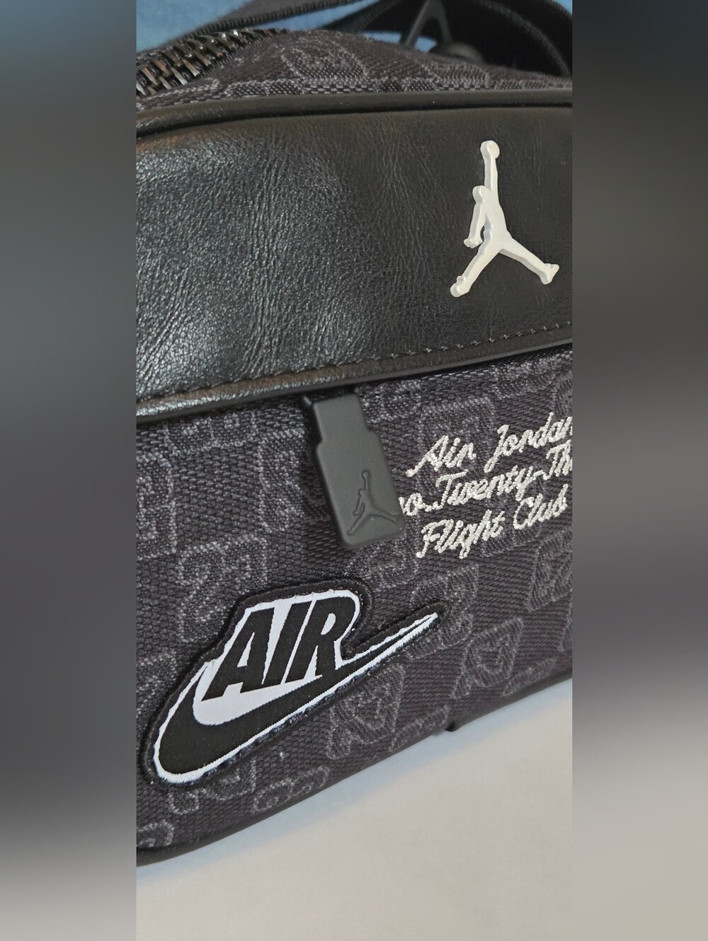 Jordan Flight Club Bag With Straps NWT - Picture 7 of 16
